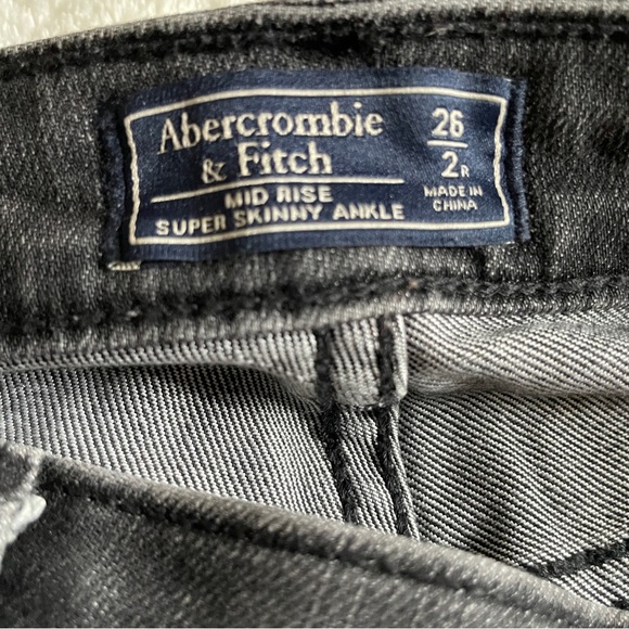Abercrombie and Fitch jeans- Gray 2 regular super skinny ankle -star embellished - Picture 3 of 5